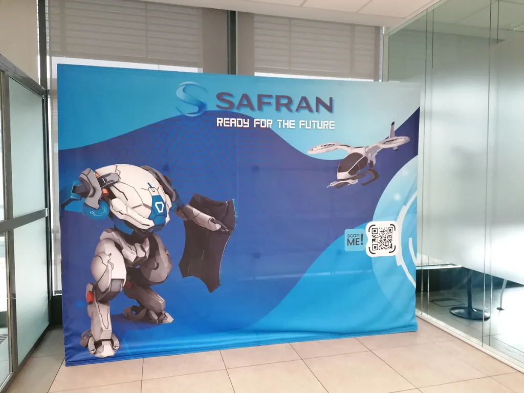 Escape room marketing en un evento de Safran: photocall con un robot en realidad aumentada