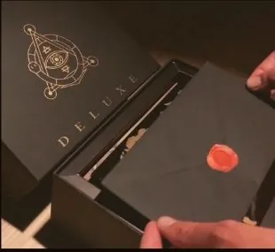 Caja Deluxe lacrada de un escape room personalizado
