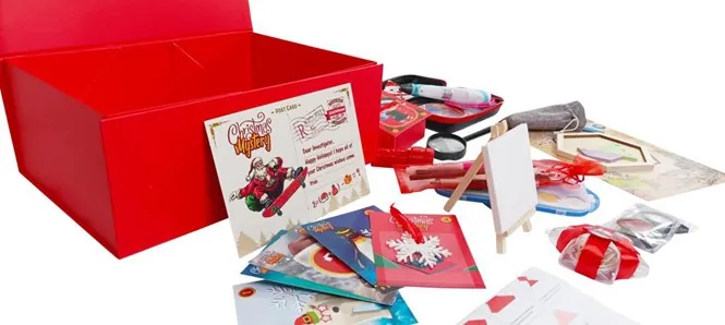 Caja de escape room navideña enviada a domicilio a empleados